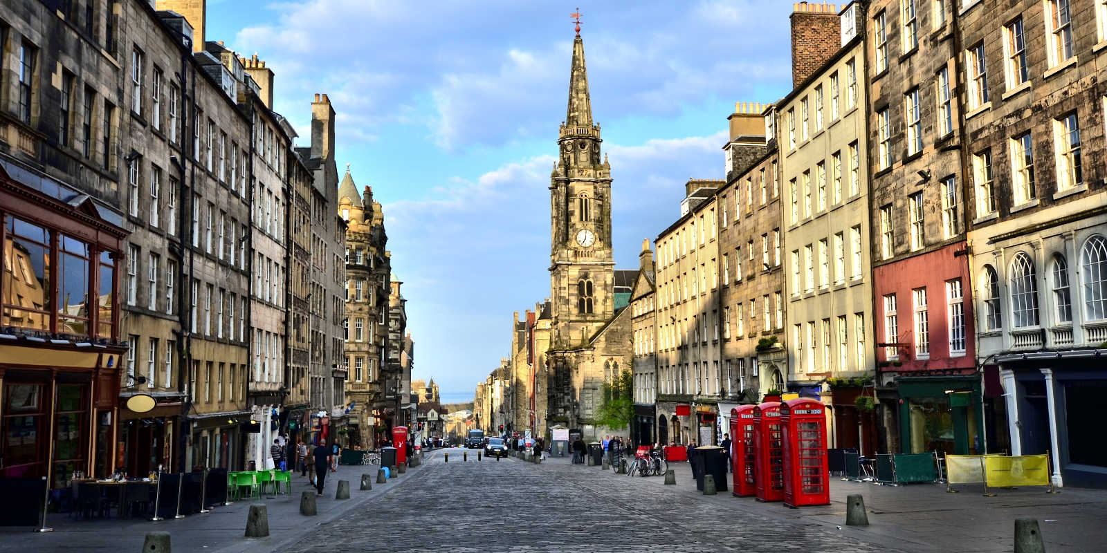 View down the Royal Mile cobbled street in Edinburgh