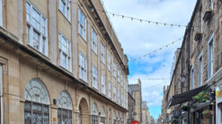 Buildings on Rose Street in Edinburgh