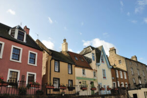 Colourful houses in South Queensferry